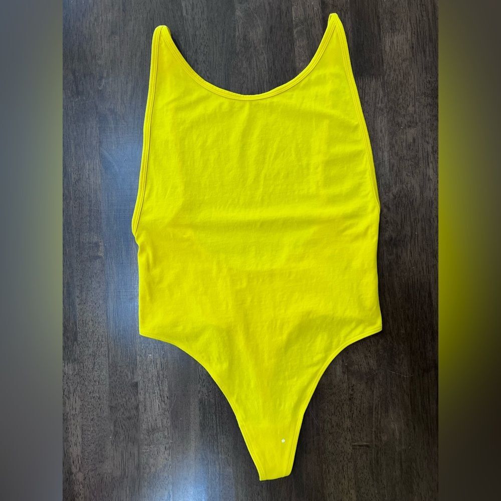 Tna Cozumel 90’s Bodysuit Deep Yellow Back Cutout, Sz L